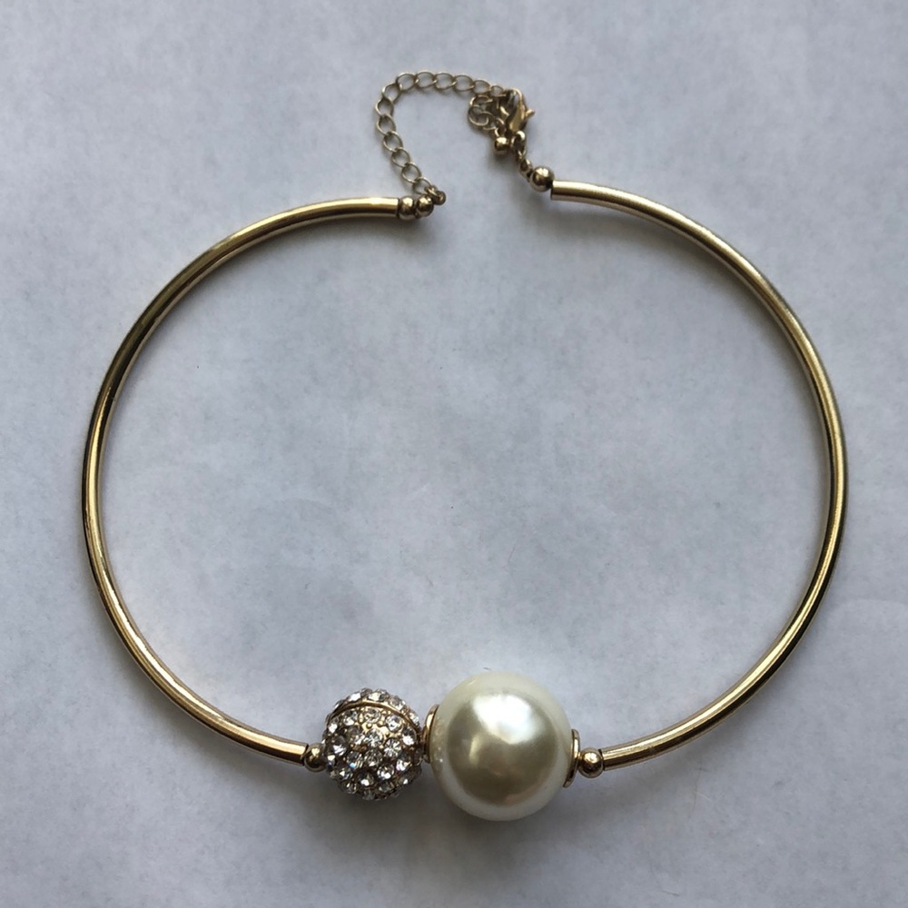 Unique gold necklace